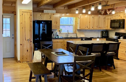 Elf Casa | Lake View House with Hot tub
