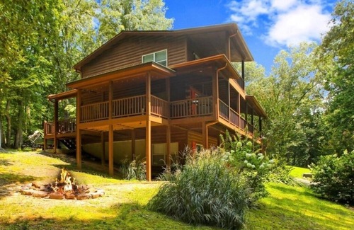 Elf Casa | Lake View House with Hot tub