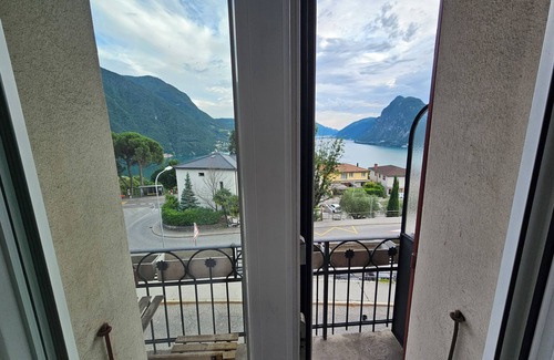 Castagnola Casa | LAKE VIEW - LAKE VIEW LUGANO Cozy, intimate, pets allowed