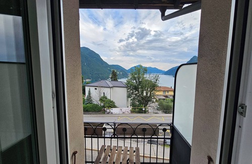 Castagnola Casa | LAKE VIEW - LAKE VIEW LUGANO Cozy, intimate, pets allowed