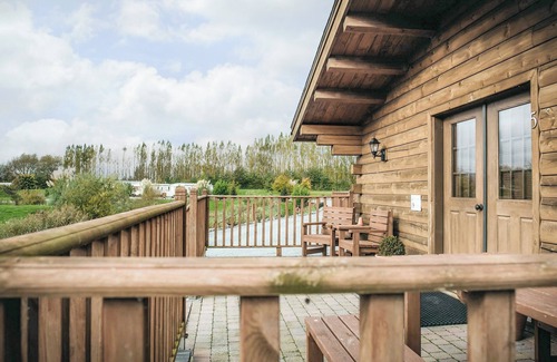 Old Leake Cabaña | Lake View Lodges - 25073