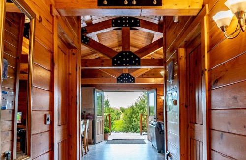 Wrangle Casa | Lake View Lodges - 25074