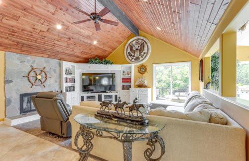 Osage Beach Casa | Lake-View Osage Beach Resort Home with Game Room!