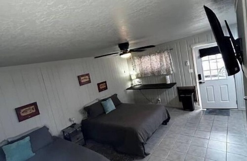 Samburg Apartamento | Lake view room on Reelfoot Lake