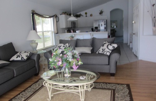 Beachwalk Isles Villa | Lake View Villa Con privada frente a la piscina climatizada del Sur
