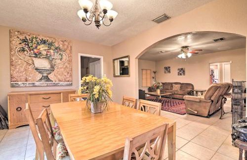 Auburndale Casa | Lake Views and Private Porch Auburndale Family Home