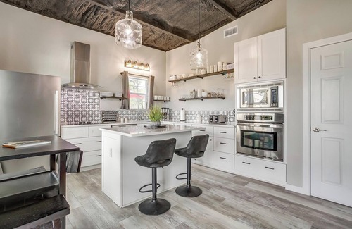 Bridgeport Casa | Lake Views Boat Friendly Chill Spot