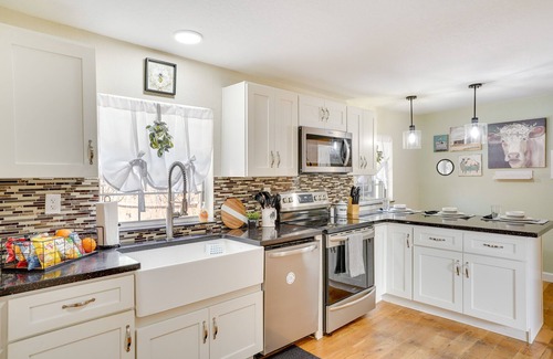 Lake Wales Cabaña | Lake Wales Vacation Rental w/ Screened-In Porch!