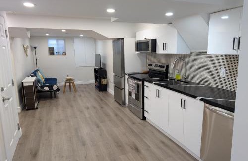 Stoney Creek Apartamento | Lake-Walk House 3 Bed 2 Bath Apt