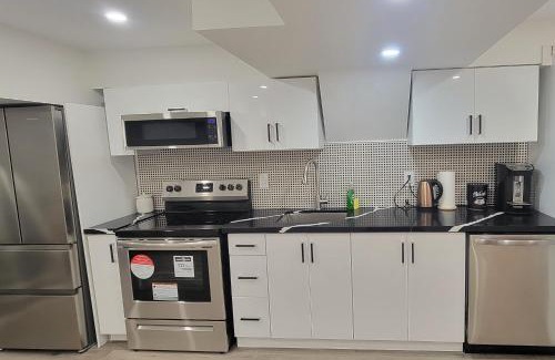 Stoney Creek Apartamento | Lake-Walk House 3 Bed 2 Bath Apt