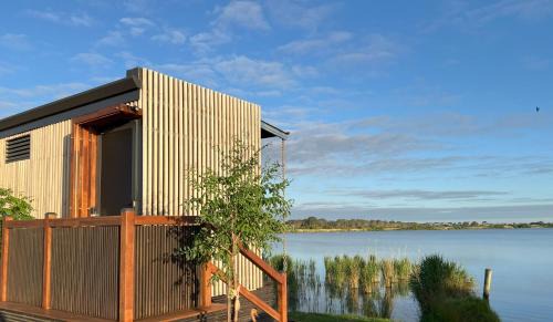 Seymour Apartamento | Lake Wellington Luxury Retreat