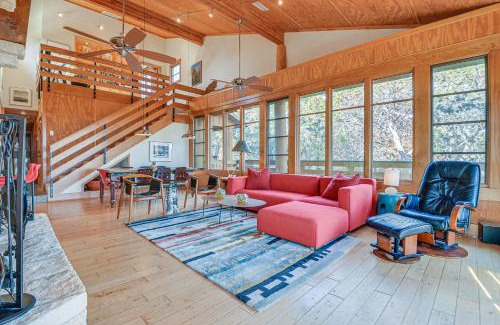 Morgan Casa | Lake Whitney Cabin with Hot Tub and Fire Pit!
