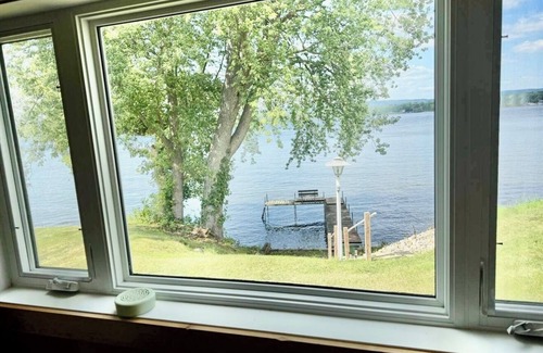 Lodi Casa | Lake WI Rental: Private Pier: Sunsets