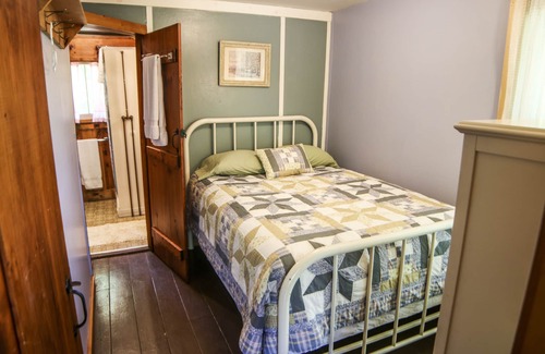 Westmore Cabina | Retiro lago Willoughby familia; 4 cabinas agradables, acceso al lago, amplia zona de césped