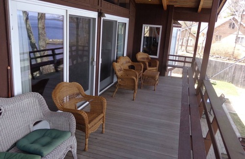 West Alton Casa | Lake Winnipesaukee Waterfront! Para toda la familia, Vistas increíbles, HotTub, Kayaks y más