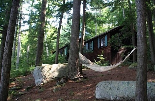 Alton Cabaña | Lago Winnipesaukee Waterfront Cottage - La mejor vista en el lago - Disponibilidad limitada