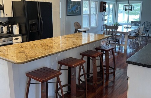 Lodi Casa | Lake Wisconsin - Sunset Bay Stunner