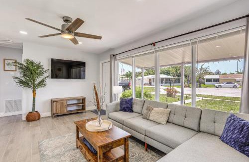 Seminole Manor Casa | Lake Worth Retreat with Fire Pit 5 Mi to Beaches!