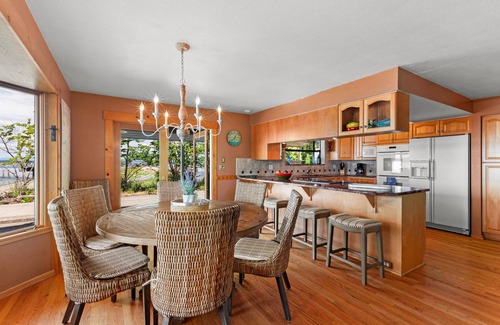 Lakebay Casa | Lakebay Waterfront
