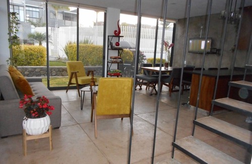 San Pedro Tesistan Casa | Casa en orilla de lago a solo 40 min de Guadalajara
