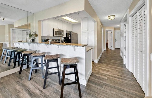 Miramar Beach Cabaña | Lakefront 120 1 Bedroom Condo by Redawning