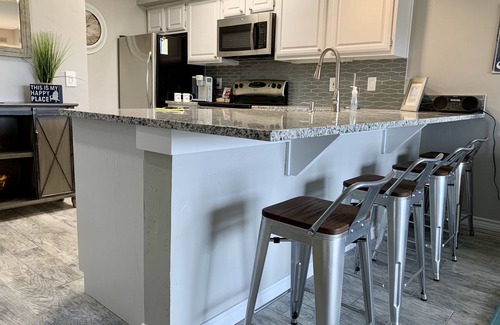 Horseshoe Bay Condominio | A orillas del lago, 1 ª planta, 2/1 Condo Lake LBJ, Horseshoe Bay
