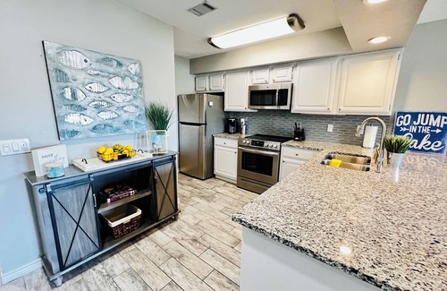 Horseshoe Bay Condominio | A orillas del lago, 1 ª planta, 2/1 Condo Lake LBJ, Horseshoe Bay