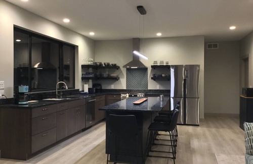 Traverse City Cabaña | Lakefront 3-bedroom cottage near Traverse City with WiFi, AC