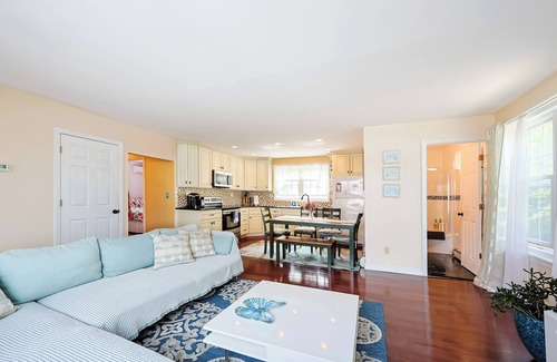 Glasser Apartamento | LAKEFRONT - 3-bedroom apartment on Lake Hopatcong - Main Lake Views