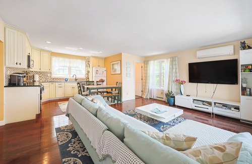 Glasser Apartamento | LAKEFRONT - 3-bedroom apartment on Lake Hopatcong - Main Lake Views