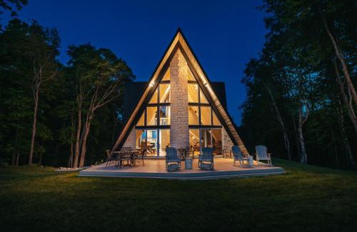Leland Casa | Lakefront 3BDR Luxury Home at High Bluffs Lodge 4171