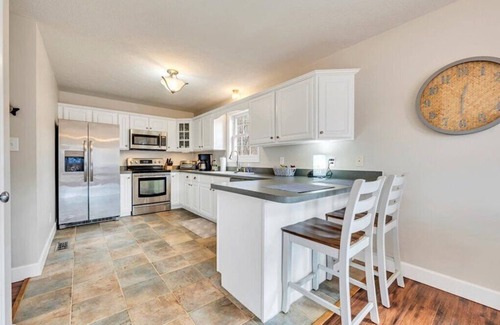 Moneta Casa | Lakefront 3BR Home with Dock, Fire Pit, Lawn Games, and Game Room