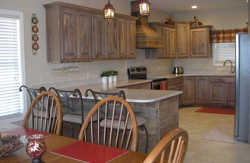 Young Harris Casa | FRENTE AL LAGO 3Bd / 2. 5Ba Lake Chatuge, Muelle privado, Wifi, Lakeside Firepit, Kayaks