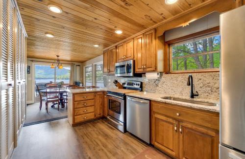 Santeetlah Casa | Lakefront A-Frame on a Point, Pet-Friendly