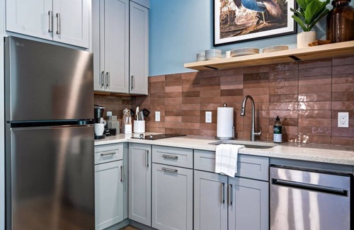 Windham Apartamento | Lakefront ADU w/ Private Access and Projector Theater