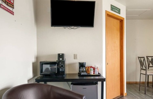 Mayfield Apartamento | Lakefront at Fife Lake Lodge 6 double beds