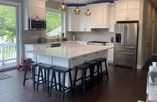 Excelsior Casa | Lakefront at historical Excelsior-Lake Minnetonka