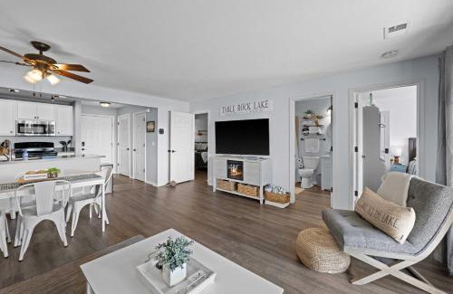 Kimberling City Apartamento | Lakefront, Balcony Condo Near Silver Dollar City