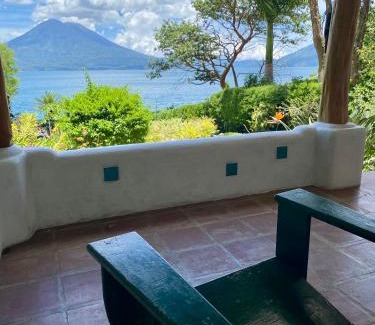 Santa Cruz La Laguna Casa | Lakefront bungalow - Relaxation Plus