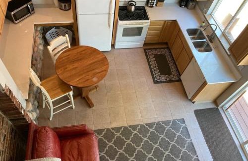 Eatonville Casa | Lakefront Bungalow! 35 Miles To Mt Rainier!