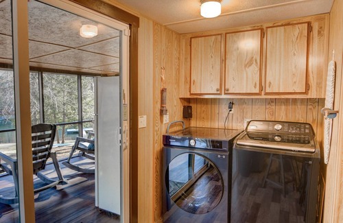 Reed Creek Cabina | Lakefront Cabin at Lake Hartwell