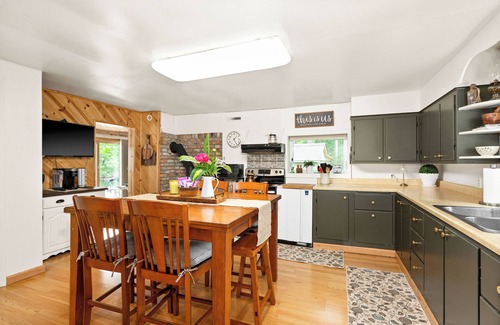 Duluth Cabina | Lakefront Cabin on Island Lake