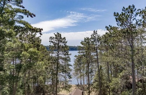 Crosslake Cabina | Lakefront Cabin on Whitefish Chain - sleeps 13