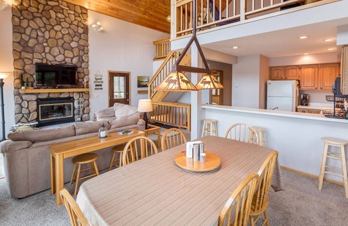 Pequot Lakes Cabina | Amplia cabaña en el lago Kimble, pontón disponible