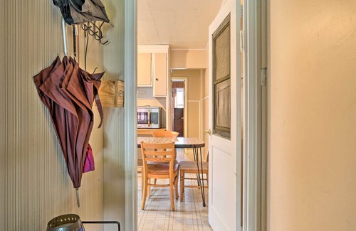 Ellenville Cabina | Lakefront Cabin w/ Canoes + Swimming On-Site
