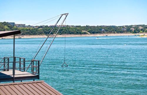 Eck Lane on the Lake Casa | Lakefront Cabins - Boat Dock - Firepit