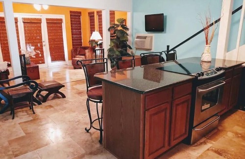 Royal Condominio | Lakefront Casita