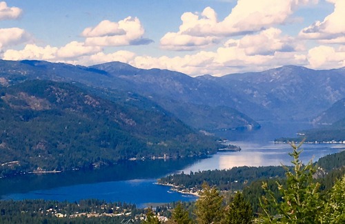 Christina Lake Cabaña | Lakefront Cedar Cottage en Christina Lake, BC