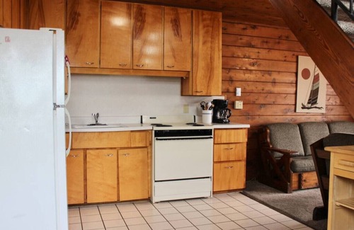 Stevensville Casa | Lakefront Chalet #18 w/ Beach Access, Pools, Sport Courts, Fishing Pond & more!