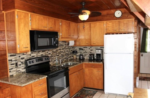 Stevensville Casa | Lakefront Chalet #23 w/ Beach Access, Pools, Sport Courts, Fishing Pond & more!